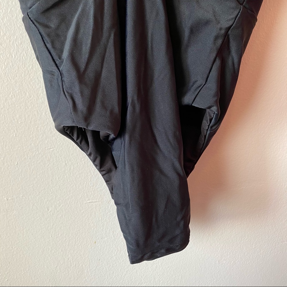 Avec Les Filles Ruffle Top One Piece Swimsuit - Picture 10 of 13